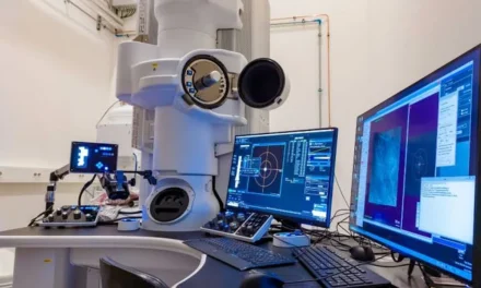 Beyond Magnification: The Key Microscope Features That Improve Inspection Accuracy
